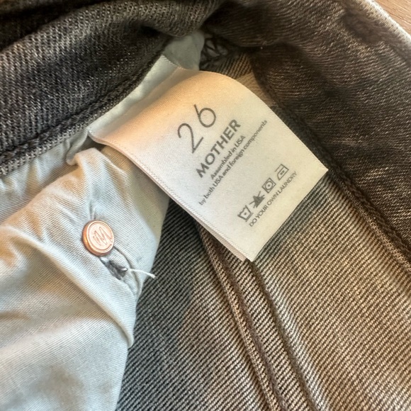 MOTHER 
Rider ~ high rise straig leg 
Grey 
Size 26 - Picture 5 of 11